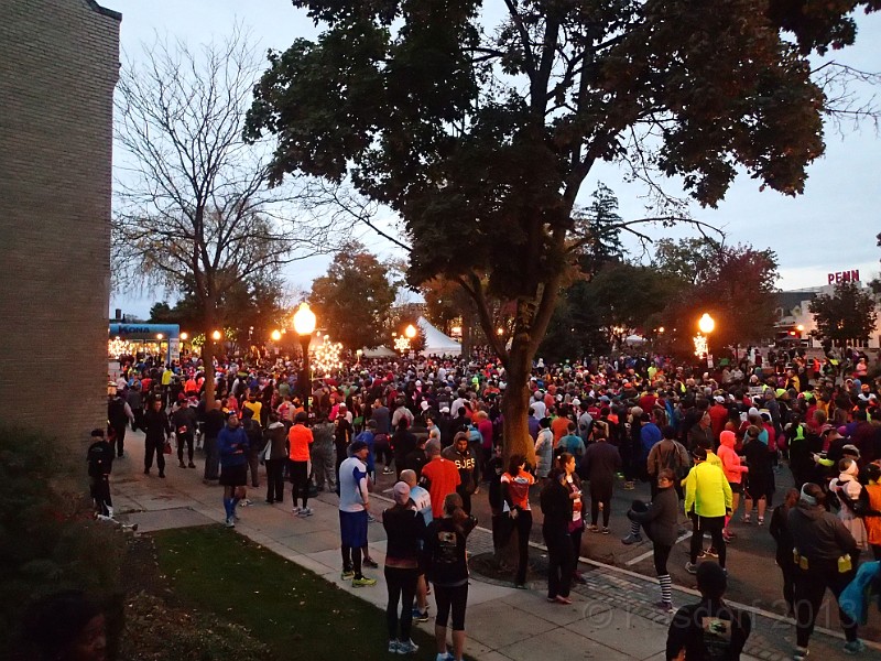 2013 Wicked 10K 100.JPG - People, standing, talking, stretching....